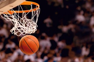 哈登缺席团队合练引风波，76人训练营陷入僵局