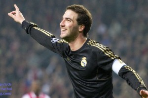 法国国家队大名单公布，姆巴佩、登贝莱领衔锋线，新星埃基蒂克意外落选