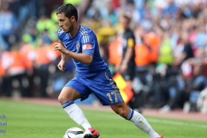 邮报，张伯伦重返英格兰联赛，9年跨国分居画上句点