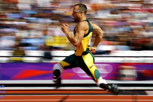 帅位警报拉响！阿隆索临深渊，皇马客战塞维利亚欲破十年魔咒